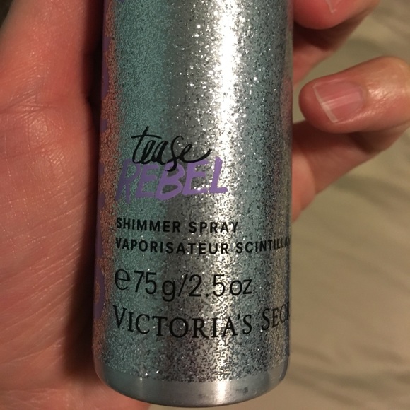 BRAND NEW NEVER USED VICTORIA SECRET GLITTER SPRAY - Picture 2 of 2